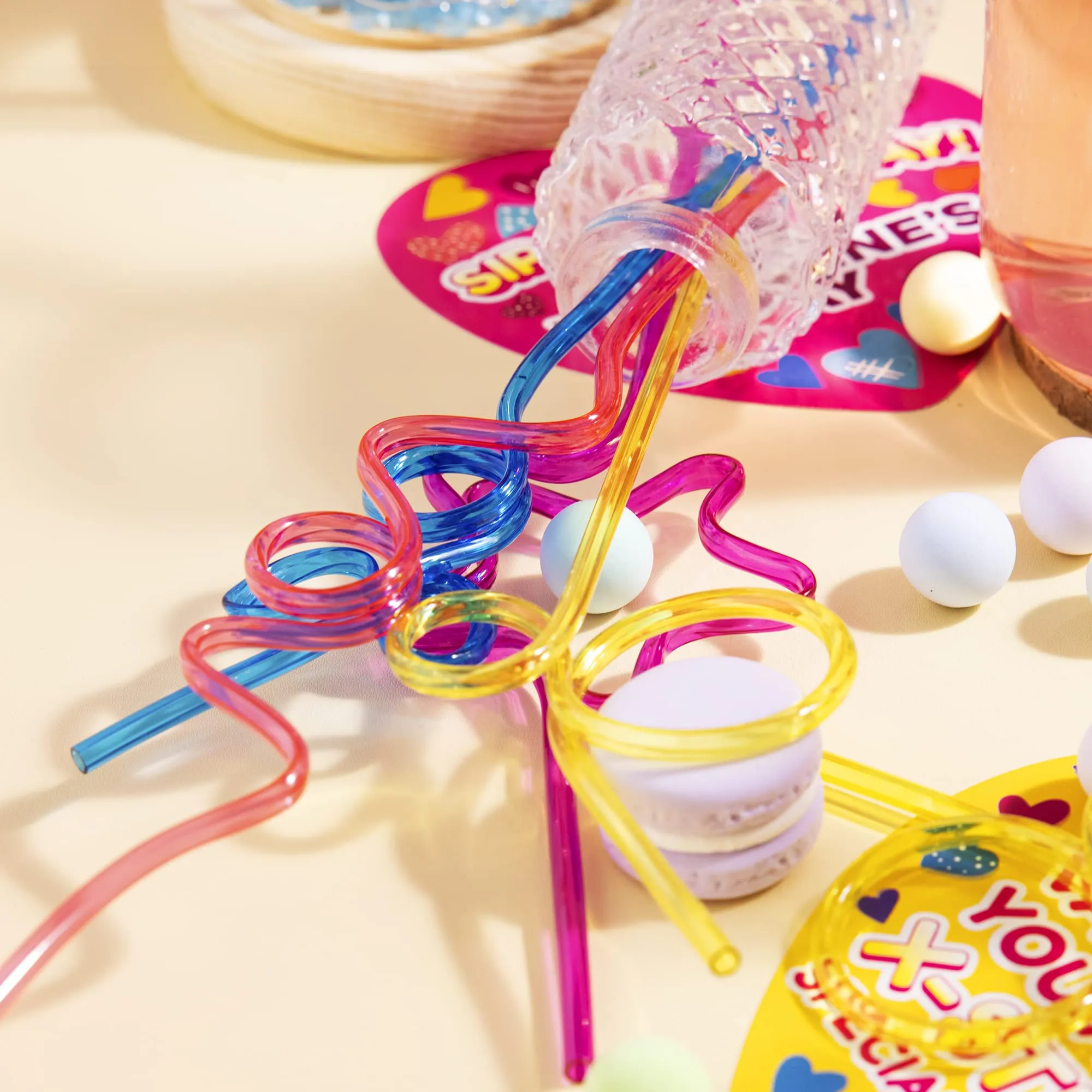 https://www.joyfy.com/wp-content/uploads/2023/01/28Pcs-Kids-Valentines-Cards-with-Gift-Colorful-Crazy-Loop-Reusable-Drinking-Straws-8_result-1.webp