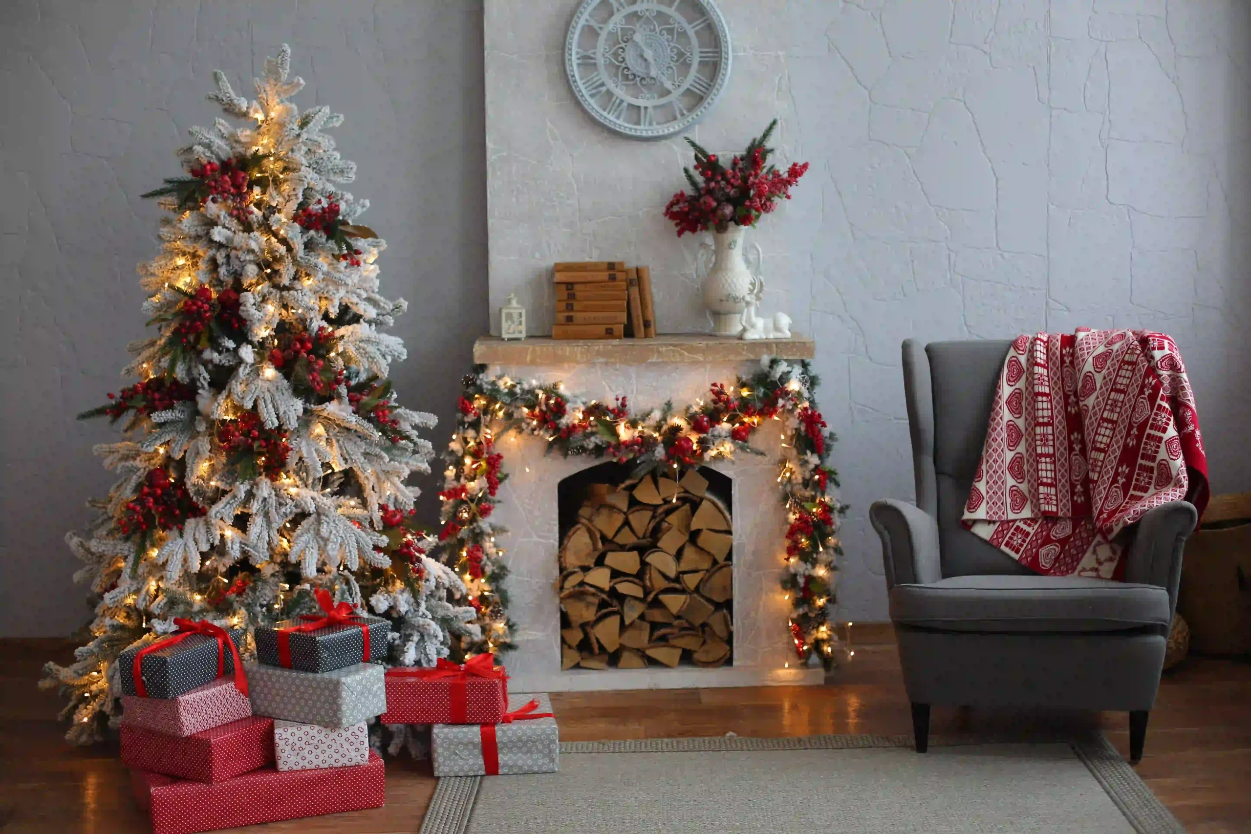 35 Pine Cone Christmas Decorations That Bring Rustic Charm to Holiday  Styling